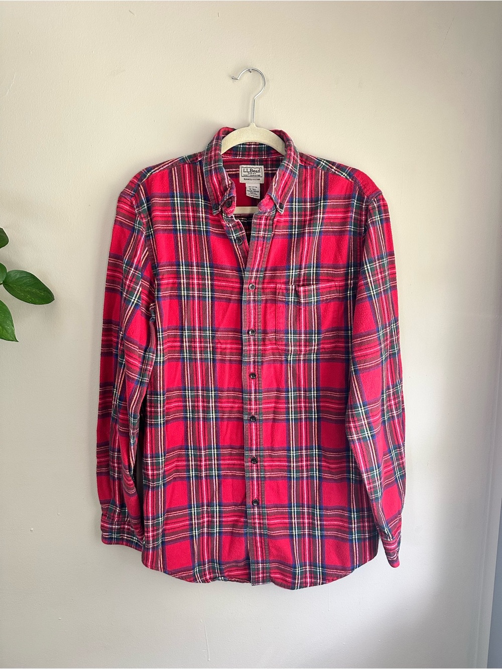 L.L. Bean Men’s Slightly Fitted Tall Red Plaid Cotton Button-Down Flannel Shirt